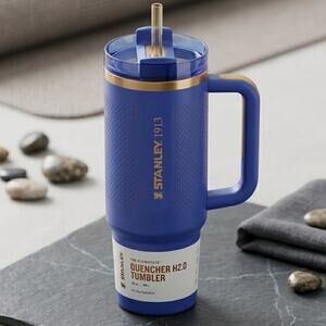 NEW Stanley Quencher H2.0 30oz Tumbler CALIA Exclusive Textured Navy Blue Cup